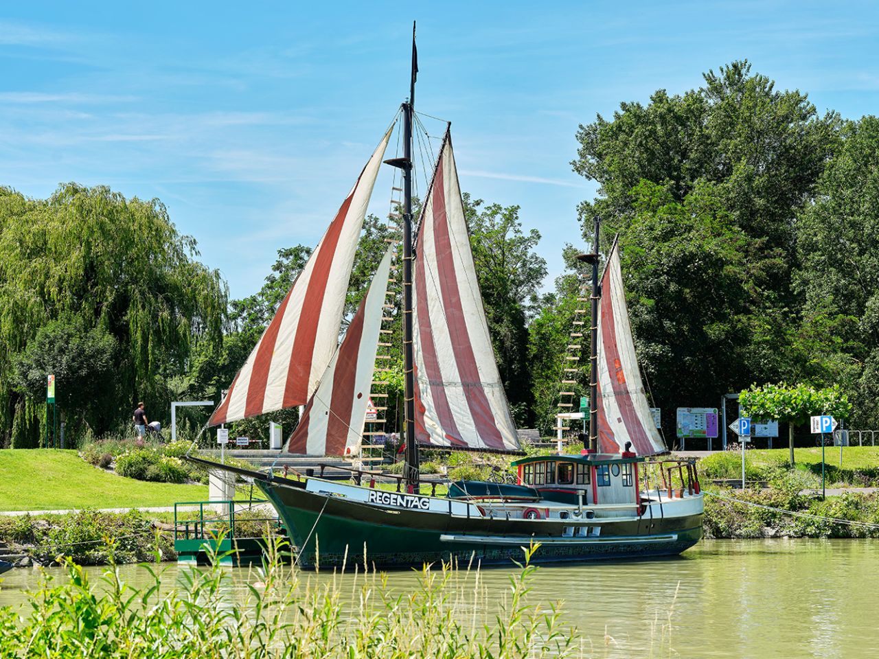 Regentag, Aussenaufnahme